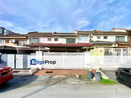 Double Storey Taman Pinggiran Putra For Sale With Renovated, Selangor, Seri Kembangan