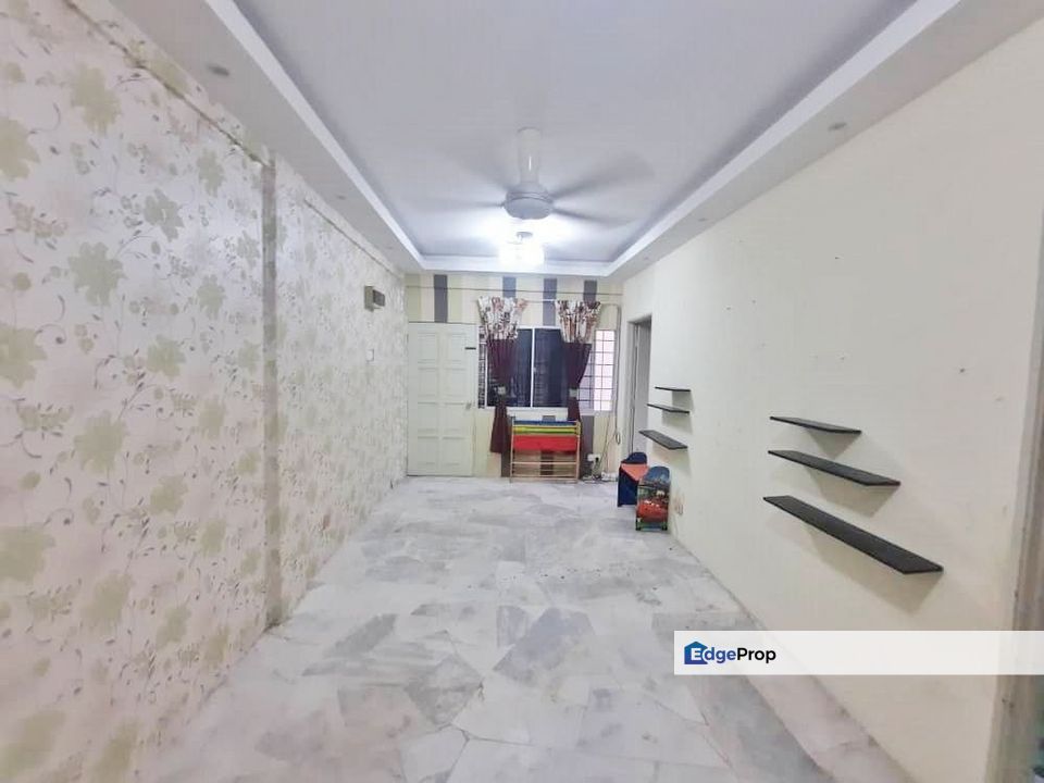 Pangsapuri Seri Mawar, Bandar Seri Putra, Kajang For Sale, Selangor, Bangi