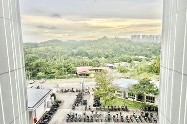 D'Cerrum Apartment @ Setia EcoHill