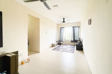 Laman Suria e-Resort Apartment