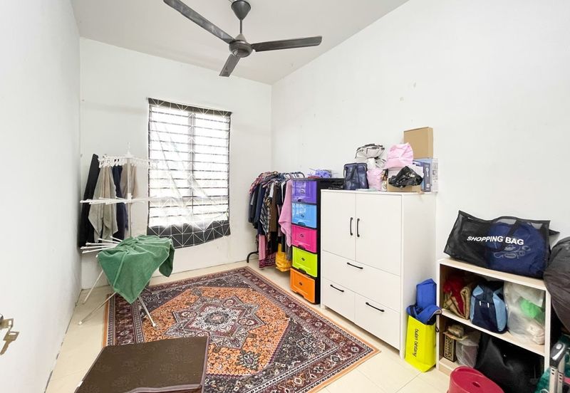 Laman Suria e-Resort Apartment