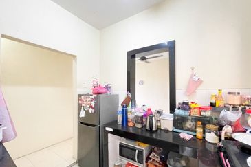 Laman Suria e-Resort Apartment