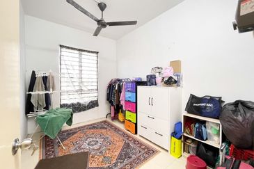 Laman Suria e-Resort Apartment