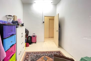 Laman Suria e-Resort Apartment