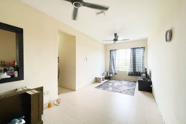 Laman Suria e-Resort Apartment
