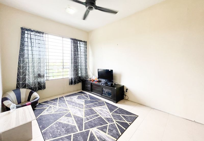 Laman Suria e-Resort Apartment