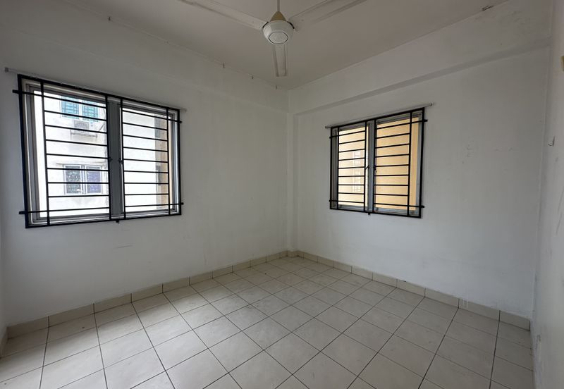 Pangsapuri Saujana, Gombak