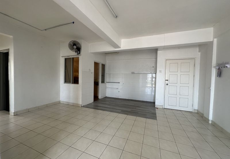 Pangsapuri Saujana, Gombak