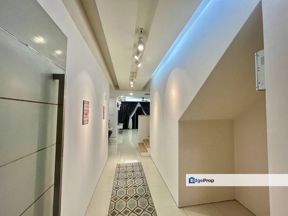 Double Storey Townhouse The Vale, Sutera  Damansara Damai For Sale, Selangor, Damansara Damai