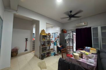 Taman Tasik Semenyih (Lake Residence)