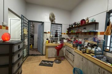 Taman Tasik Semenyih (Lake Residence)