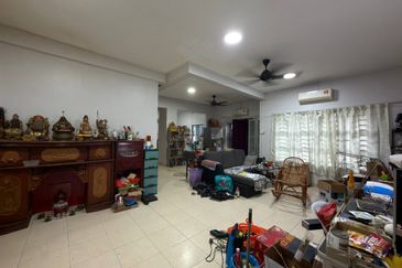 Taman Tasik Semenyih (Lake Residence)