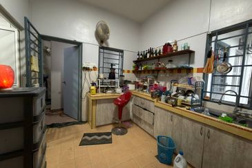 Taman Tasik Semenyih (Lake Residence)