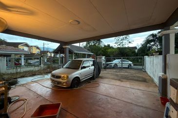 Taman Tasik Semenyih (Lake Residence)