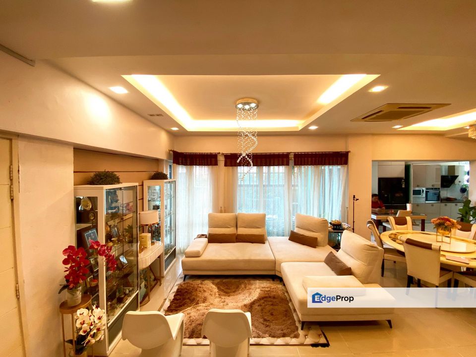 Semi D House, Ampang Saujana With Fully Renovated For Sale, Selangor, Ampang