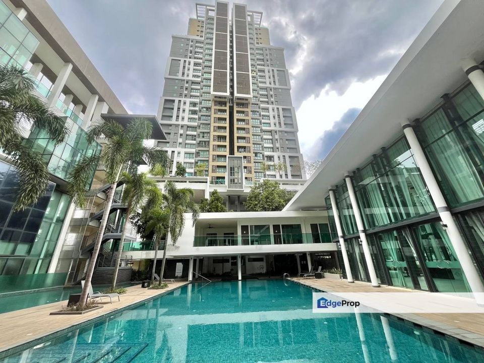 Lake Point Residence Condominium, Cyberjaya  For Sale With Fully Renovated, Selangor, Cyberjaya