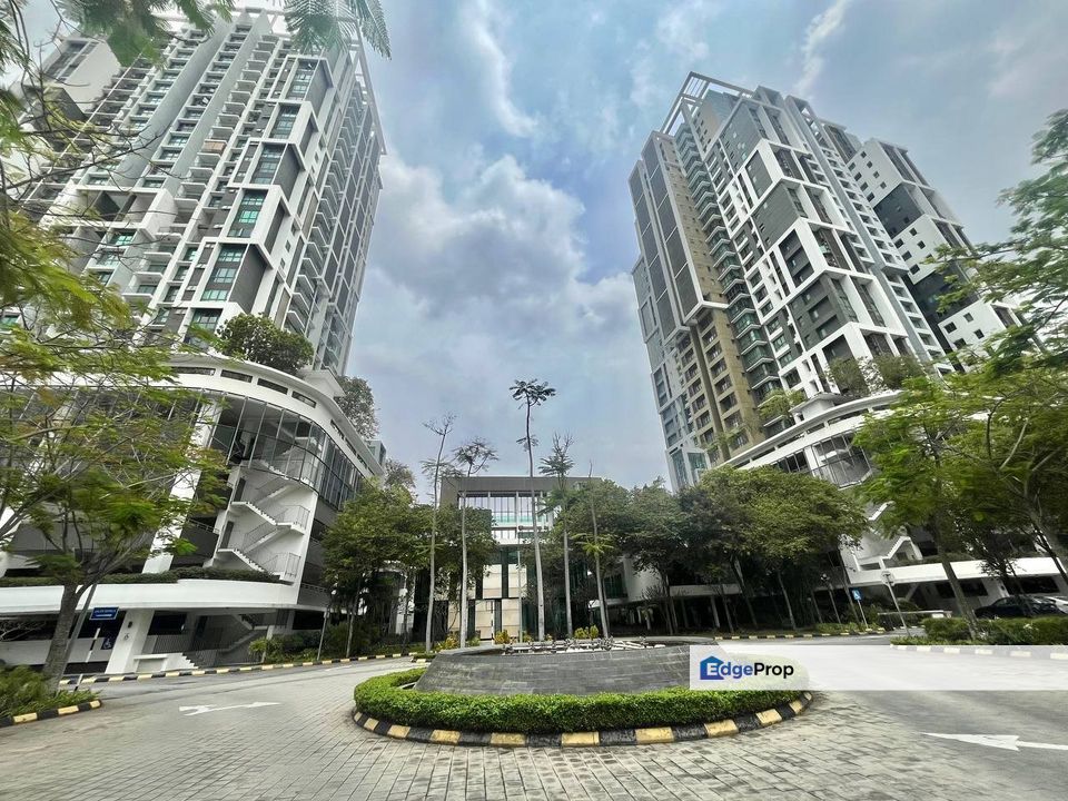 Lake Point Residence Condominium, Cyberjaya  For Sale With Fully Renovated, Selangor, Cyberjaya