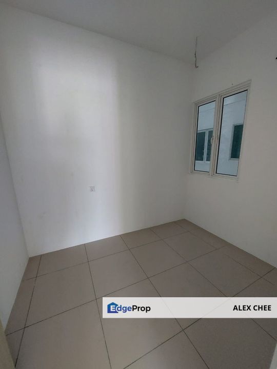 The Clovers for Sale Sungai Ara 2 Car Park, Penang, Bayan Lepas