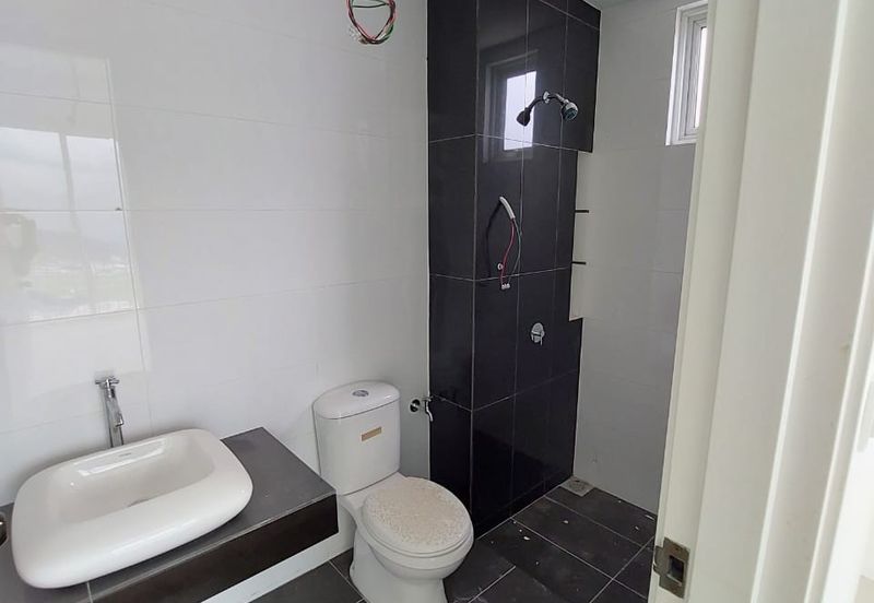 Arasia Perdana (The Clovers)