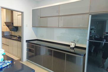 The View (Twin Towers)