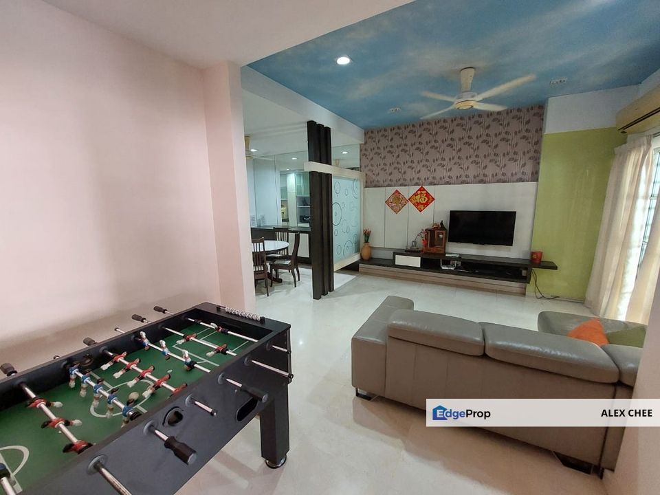 3 storey terrace for rent at persiaran bukit jambul, Penang, Bukit Jambul