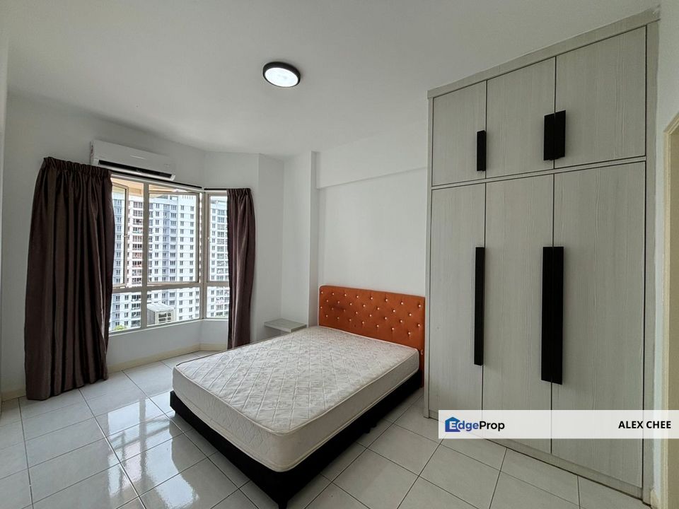 Gold coast resort for rent at bayan lepas fully furnished, Penang, Sungai Nibong