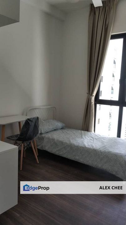 vertu resort condo for sale at batu kawan fully furnished, 4 bedroom, 3 car park, Penang, Batu Kawan