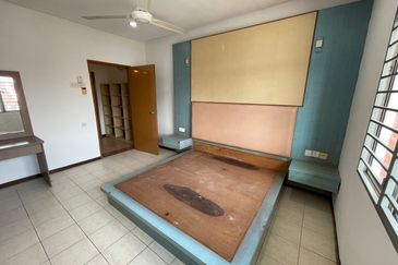 Jalan Uranus U5/122C