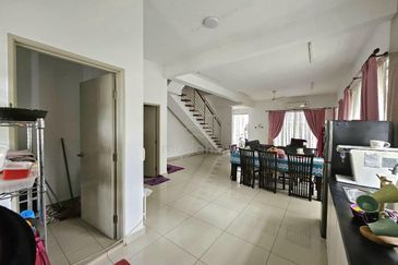 Ariza Elmina Gardens