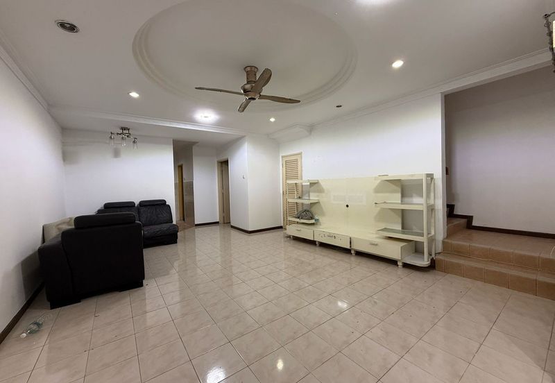 Jalan Uranus U5/128D