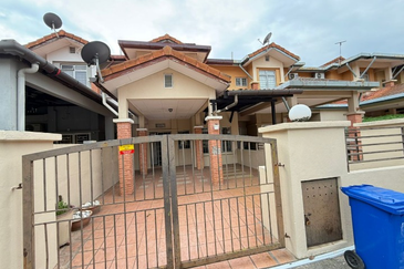 Jalan Spektrum U16 @ Taman Bukit Subang