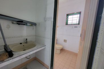 Teluki, Bukit Sentosa