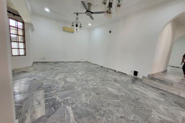 Teluki, Bukit Sentosa