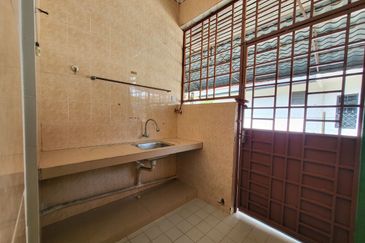 Teluki, Bukit Sentosa