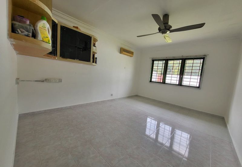 Teluki, Bukit Sentosa