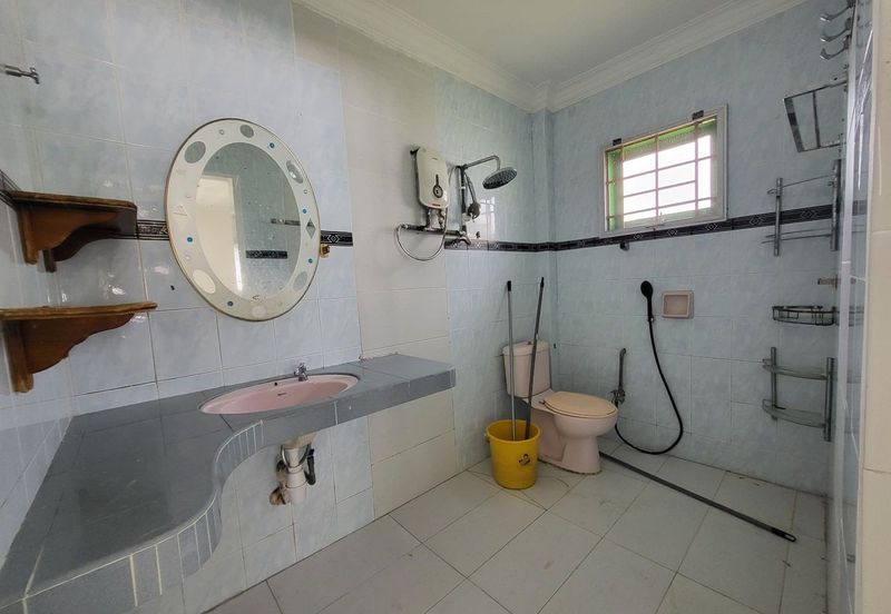 Teluki, Bukit Sentosa