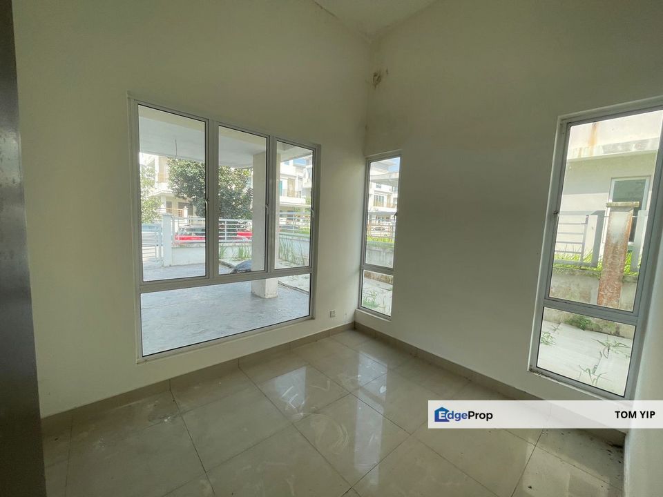 CHEAP 3sty SEMI D 38x80 House, Regency Parc, Saujana Rawang, Selangor, Rawang