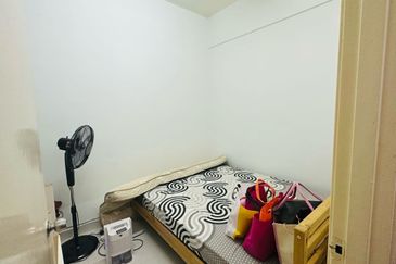 Jalan Uranus U5/122C