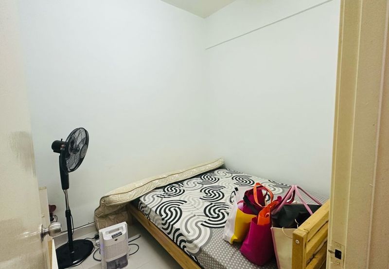 Jalan Uranus U5/122C