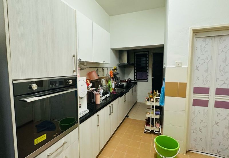 Jalan Uranus U5/122C