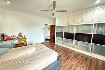 Seksyen 6, Bandar Country Homes