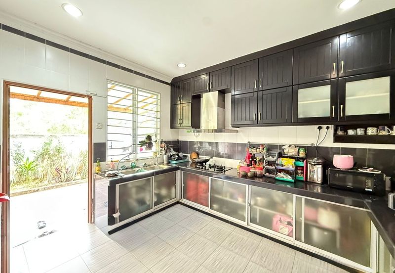 Seksyen 6, Bandar Country Homes