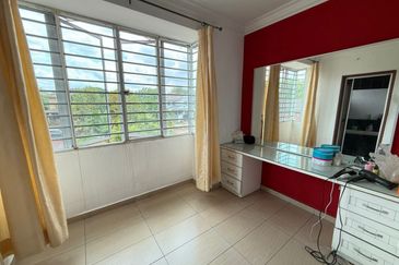 Seksyen 6, Bandar Country Homes