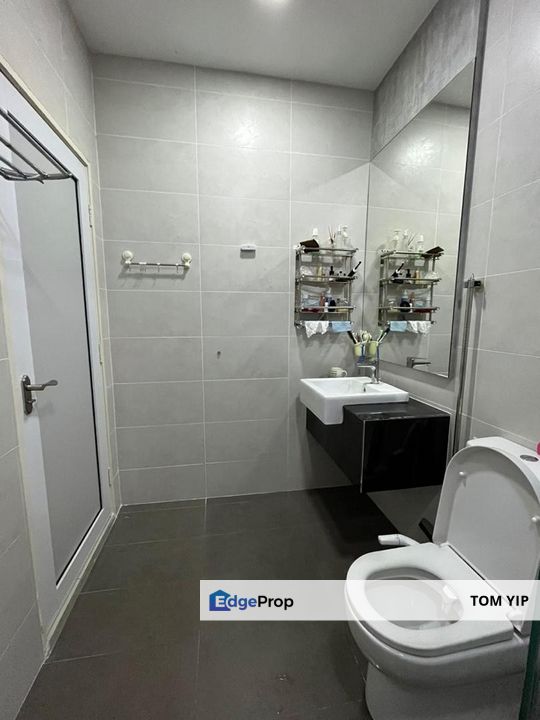 FULLYRENO 2sty SEMI-D Cluster House, M Residence 2 Caspia, Rawang, Selangor, Rawang