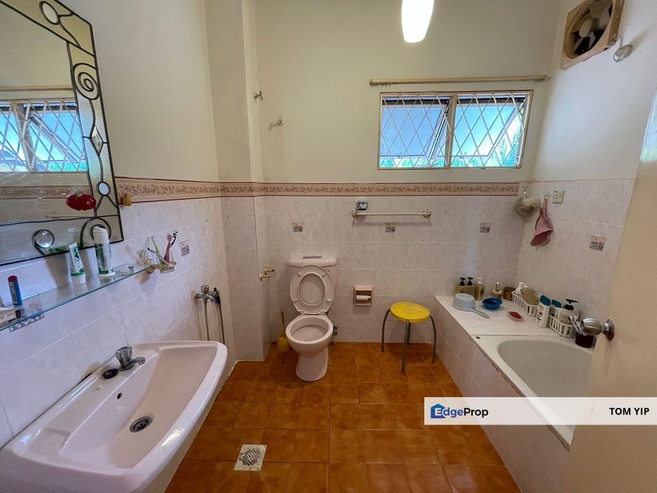 2-STY Bungalow Jalan Desa 6 Bandar Country Homes Rawang, Selangor, Bandar Country Homes