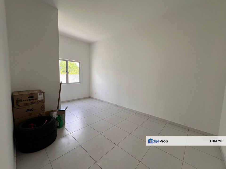 BIG CORNER - 2Sty Terraced, Acacia Park 2 Bandar Tasik Puteri, Rawang, Selangor, Rawang