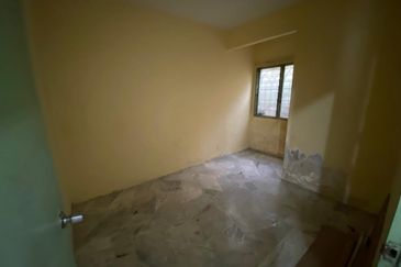 Seksyen 4, Bandar Country Homes