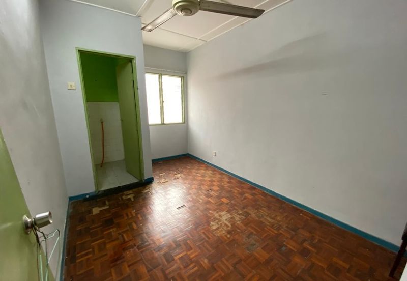 Seksyen 4, Bandar Country Homes