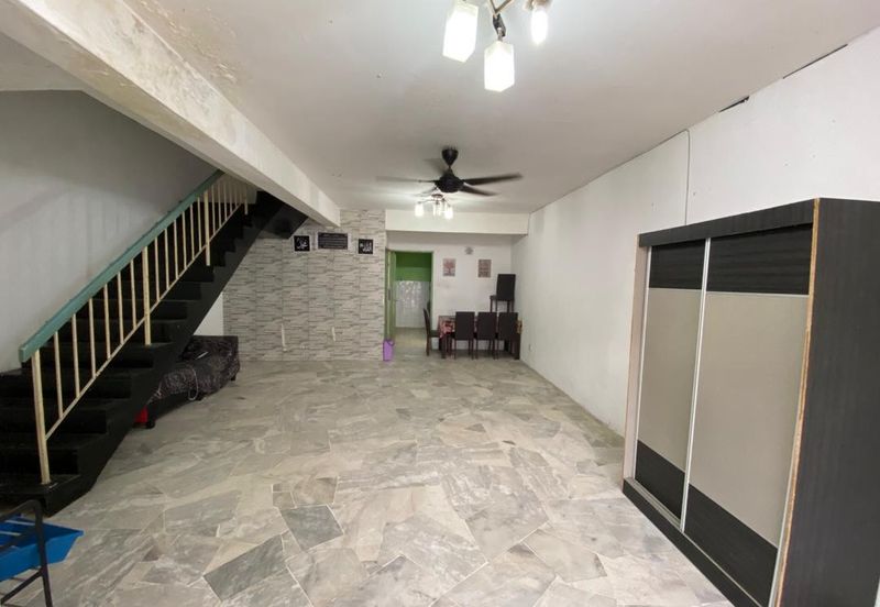 Seksyen 4, Bandar Country Homes