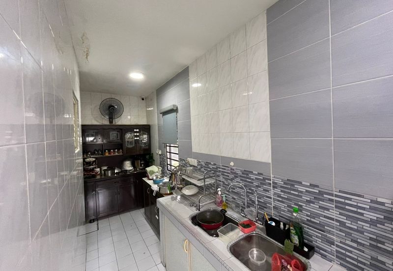 Seksyen 1, Bandar Country Homes